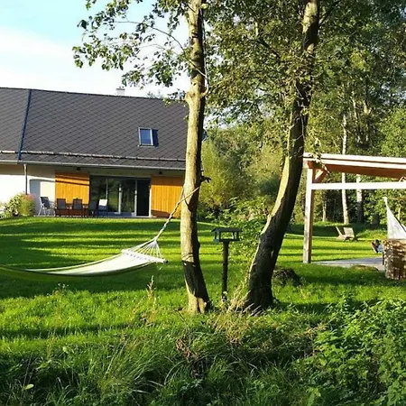 Na Brehu Svratky Villa